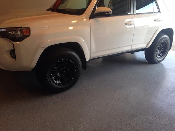 Slick new wheels. Procomp 7005 17x9