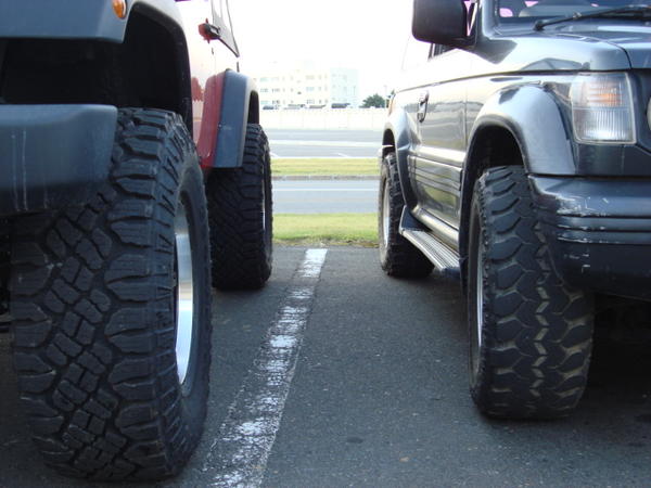 Small size but Lots of Power! 29x10.5-15's compaired to 33's