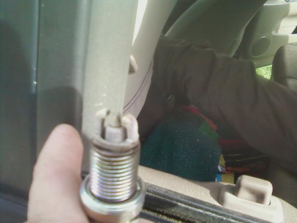 spark plug.jpg