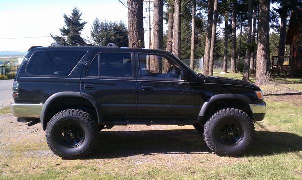 SS 1.2, 1.5" BL, 315/75/16 BF GOODRICH KM2'S, MICKEY THOMPSON CLASSIC II (black), ADDICTED OFFROAD SLIDERS.