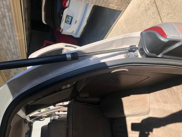 T4R Pass Liftgate 1
