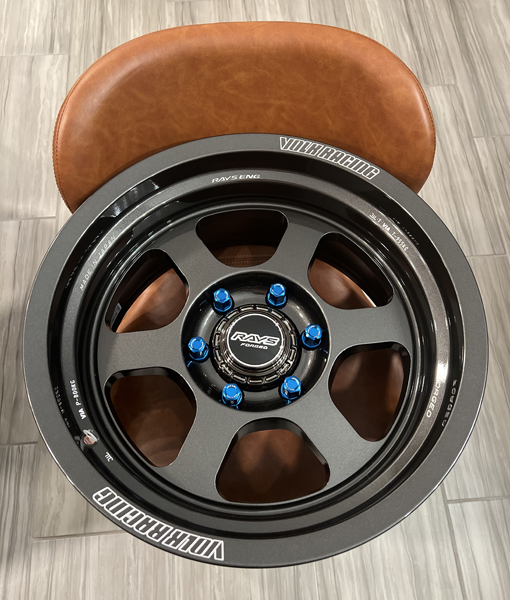 TE37XT 17X8.5
RAY LUGS