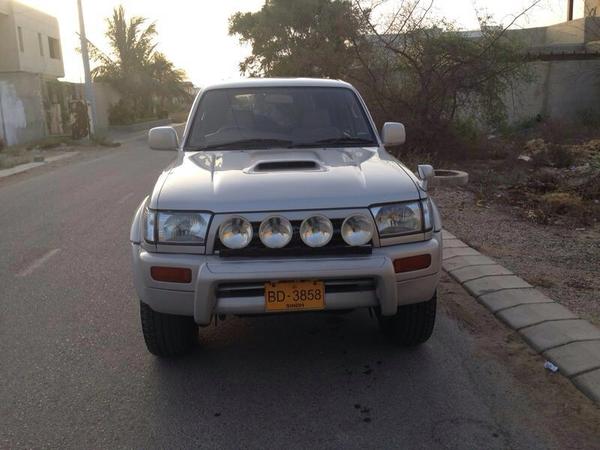 The front is adorned with 4 Hella Fog Lamps. I am planning to replace them with a more discreet LED Light Bar under the bull bar