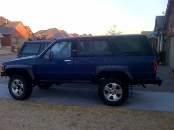 The 'new' wheels look alot more proportional with the fender flares compared with the stock 15 in wheels.