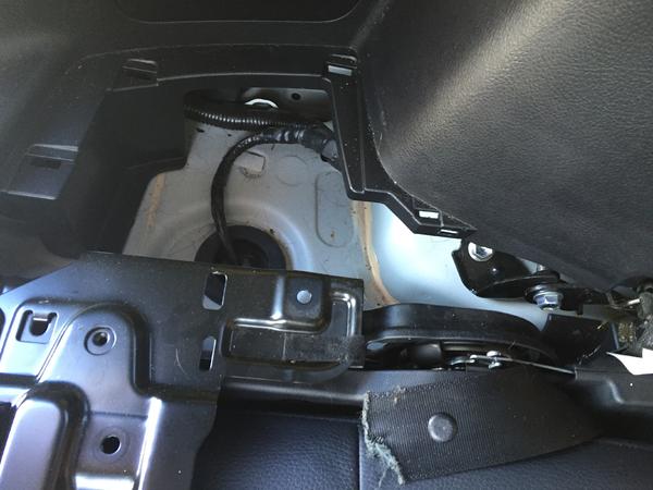 This is what it looks like with the side cover removed.
