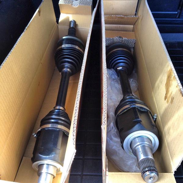 Total Chaos +2" Axle Shafts Installed