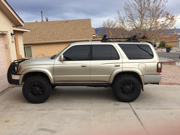 Toyo lift rail sliders welded on =)