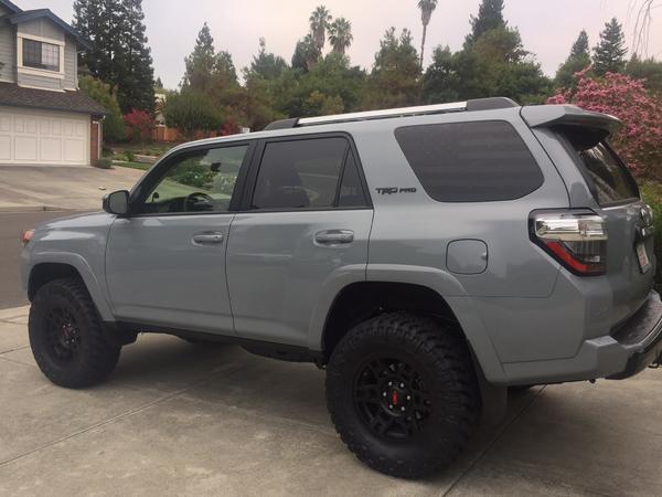 Toytec TRDpro lift with 285s