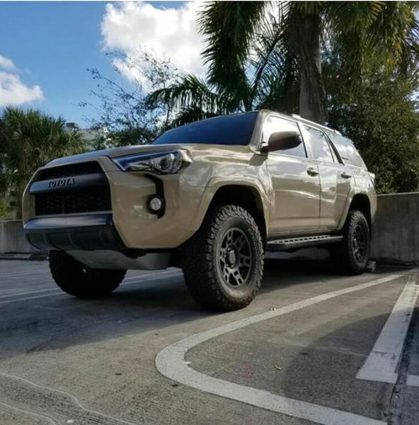 TRDPro c59314c59325 a

TRD Pro with all new Dobinsons C59-314 3", GS59-700 struts, C59-325 2" rear coils and GS59-701 rear shocks.