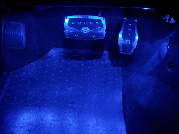 Under dash light kit(driver side)