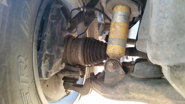 Undercarriage front