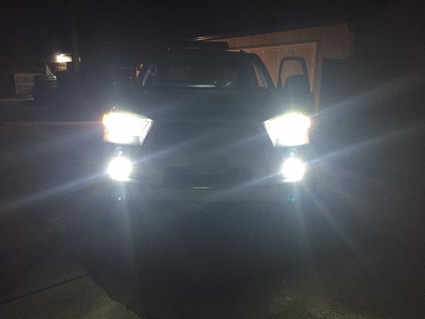 Vleds LED fog lights installed