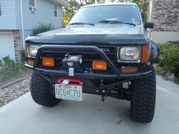 Warn VR10000 winch, fabricated front license plate mount