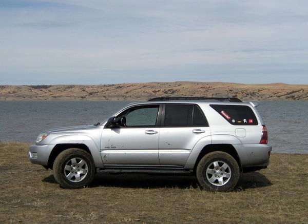 Wheeling along the Missouri river. River is so high now some former trails are under water.