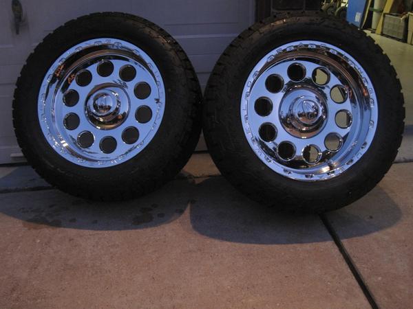 Wheels with Nitto Terra Grapplers 305/50R20