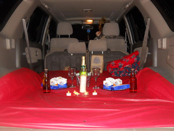 Who needs a 5 star restaraunt for Valentines day when you've got a 4runner?1