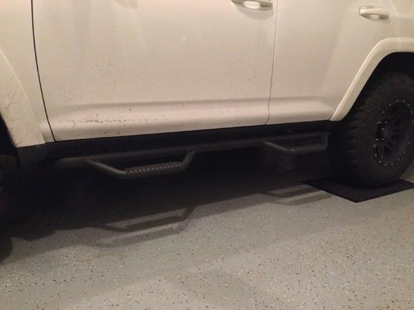 Wifey needed some steps especially with plans to lift. Enter Nfab. Also Goodyear Wrangler MTR in 285/70r17, relocated fender well and some very minor 