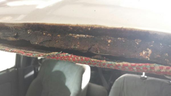 Windshield Rust
