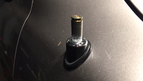 With white spray rubber, it looked crappy. :(