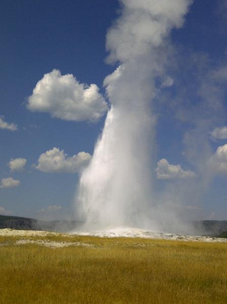 yellowstone- old faithful