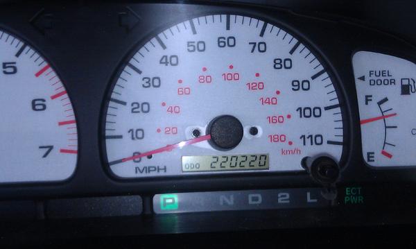 raty4r-albums-raty4r-stuff-picture27335-220220-miles.jpg