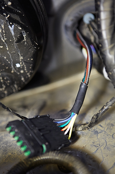 2015-07-31_SwitchHarness_Z2A3761_web600.jpg