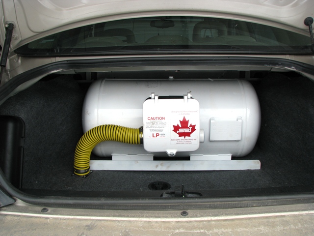 Tank-InTrunk.JPG