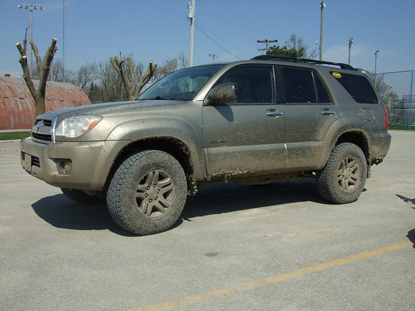 835077733_UF3Ex-M.jpg