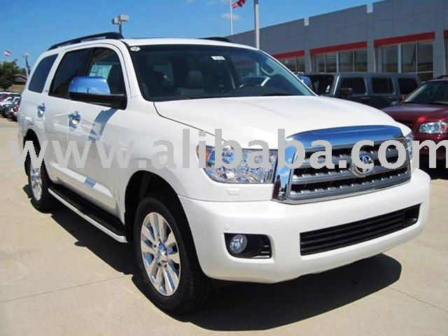 2011_Toyota_Sequoia_Platinum.jpg
