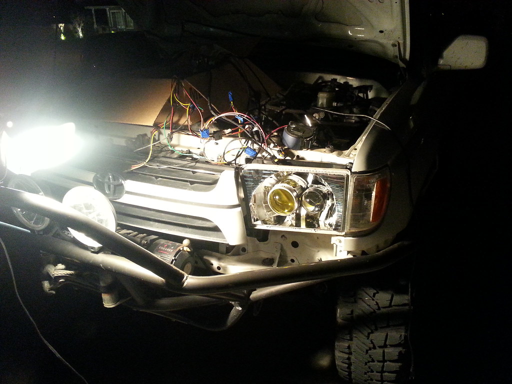 16900178692_1182f336e9_b.jpg