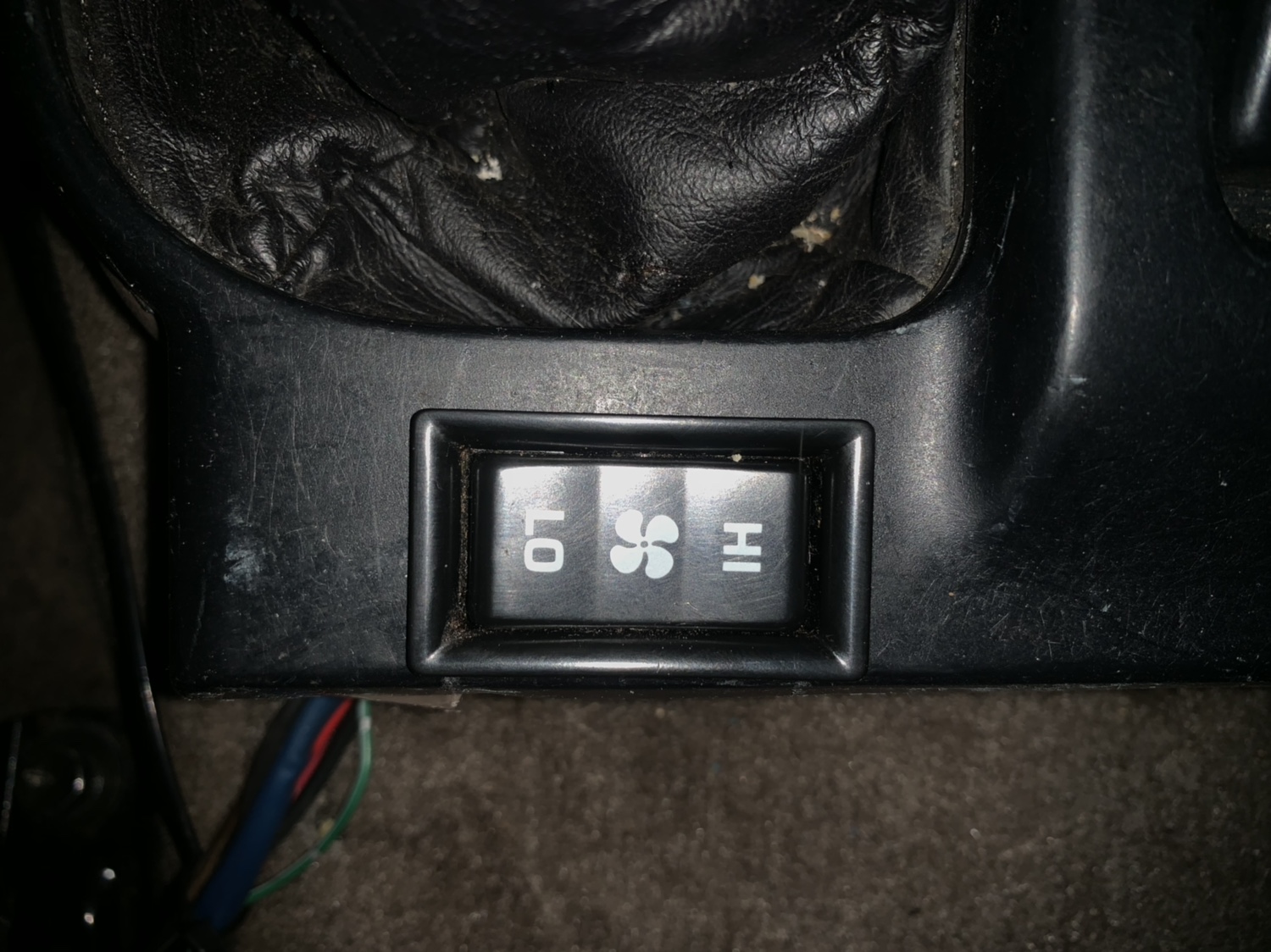 29685fd15809249de9725e18fc85a457.jpg