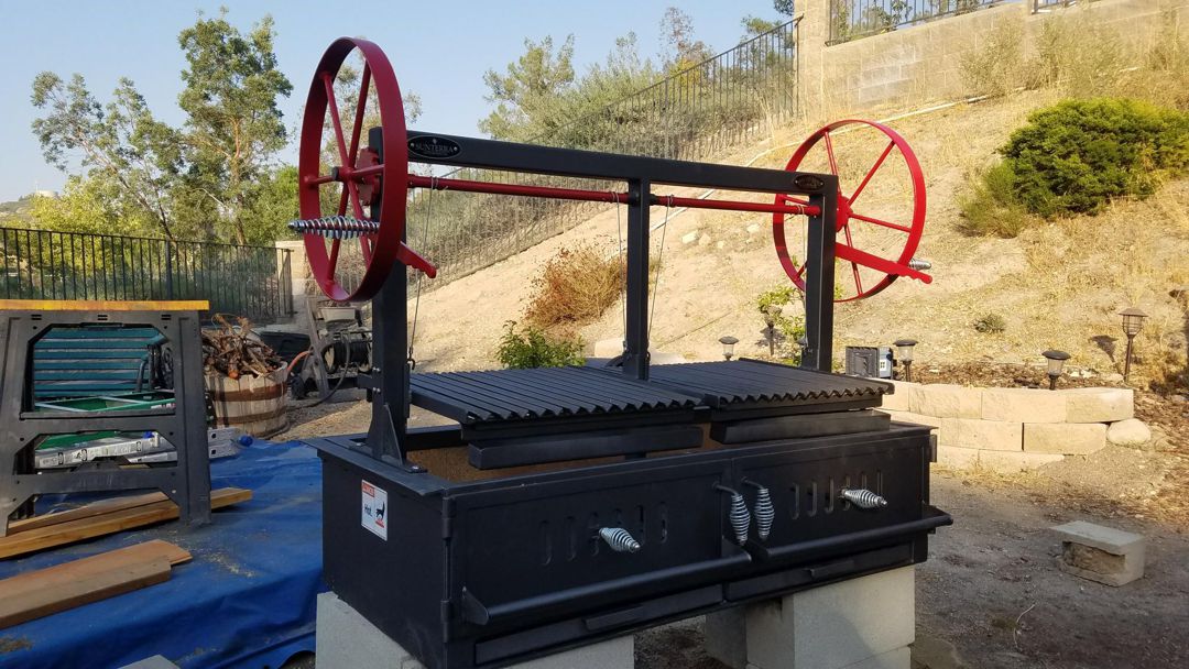 santa_maria_pit_bbq_001.jpg