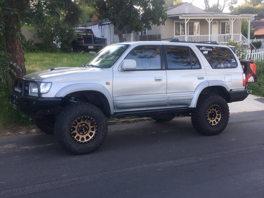 5a341e294917bf21fca1855c9300c48a.jpg