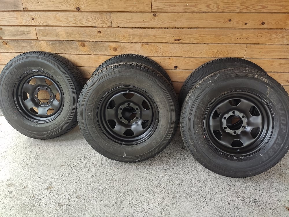 dc383fc446cc4897d09f70ec051c7045.jpg