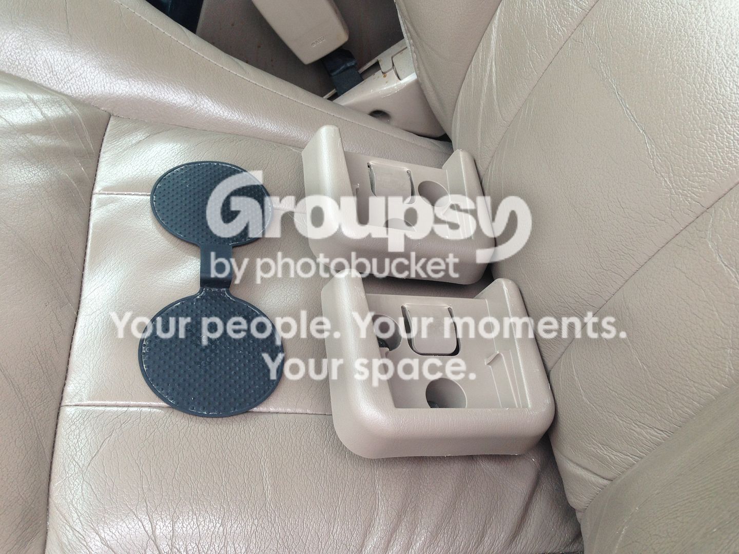 Cupholderbrackets.jpg~original
