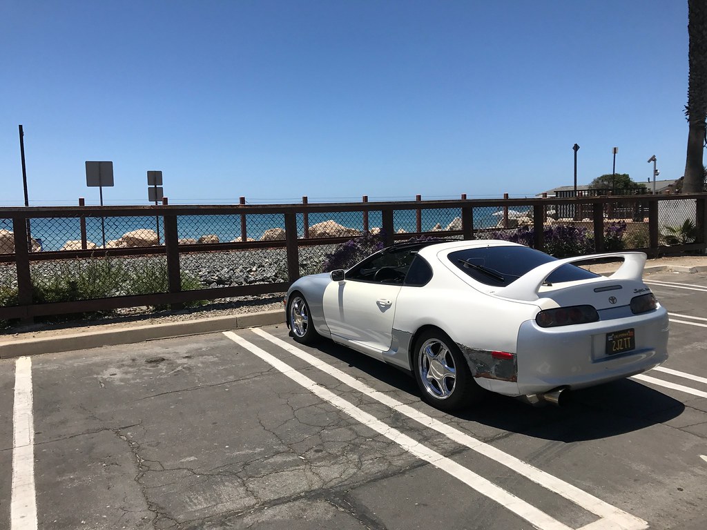 35685376326_e292f90401_b.jpg