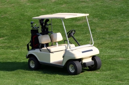 voiturette-de-golf-cart-blanche.jpg