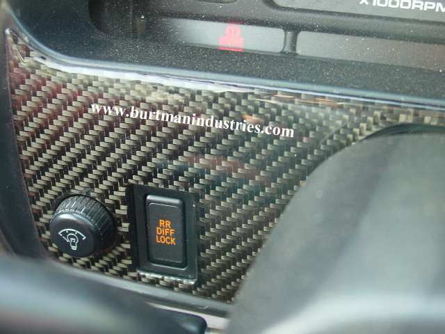 real_carboncloseup_grey_black2.jpg
