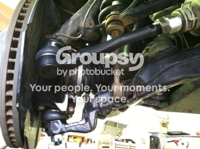 2283701a.jpg~original