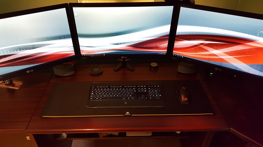 Desktop1.jpg