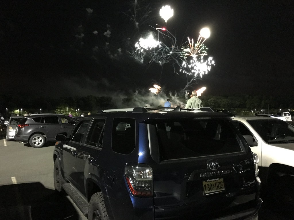 28345437830_8da52ba039_b.jpg
