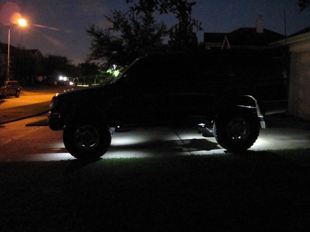 4950184766_8ce12da2c1_z.jpg