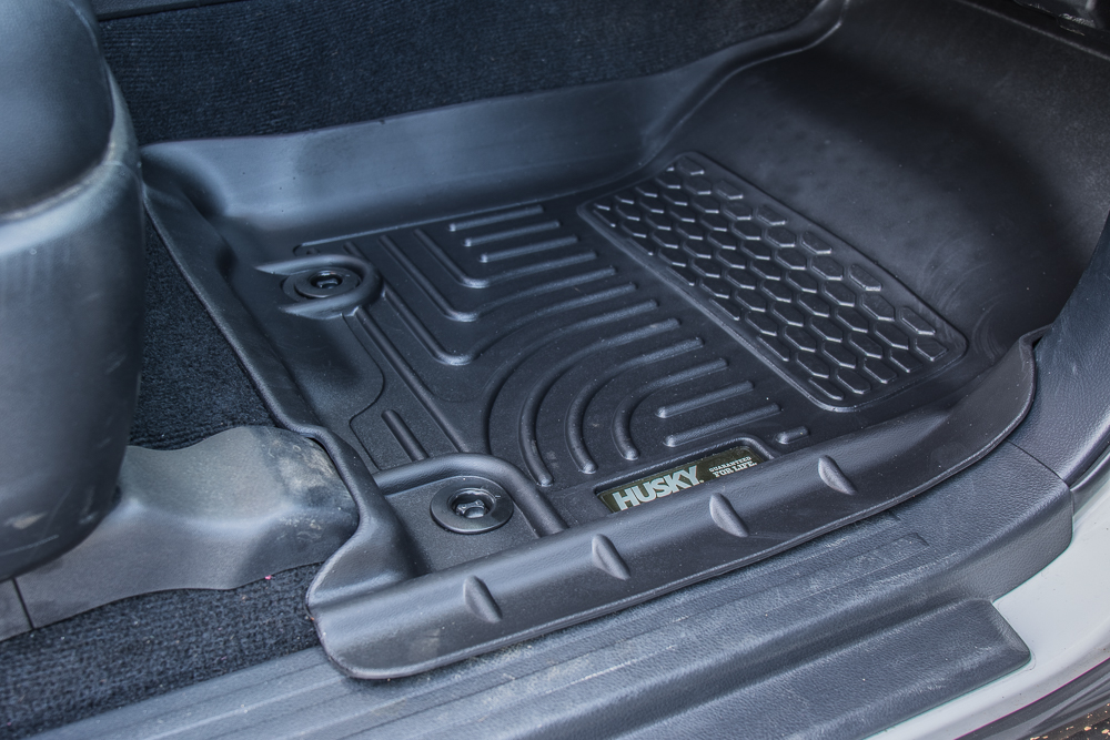 husky_4runner_floor_mats_passenger.jpg