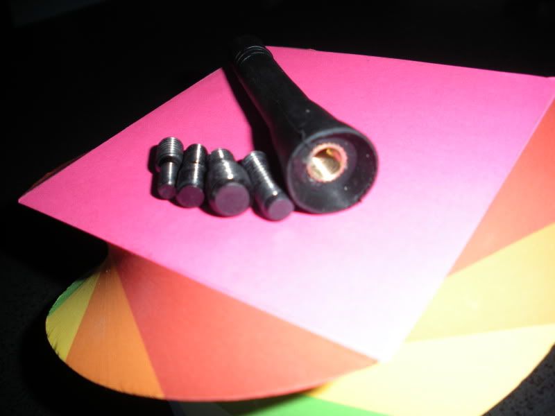 008.jpg~original