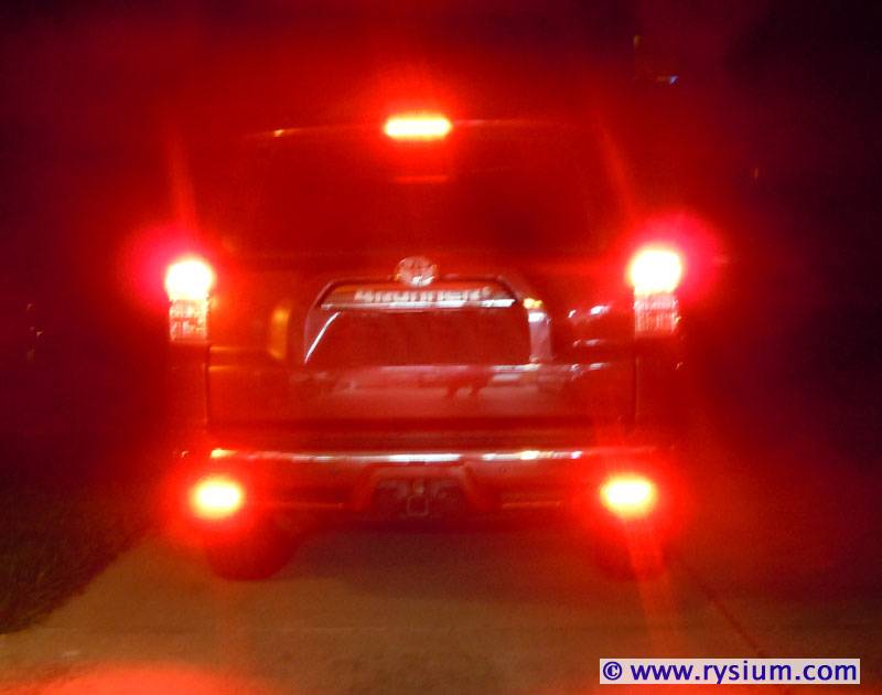4runner_rear-fog-light-03.jpg