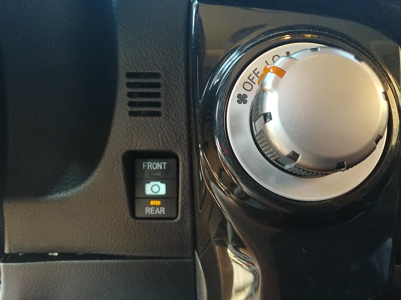 48254626822_6c23e520e8_c.jpg
