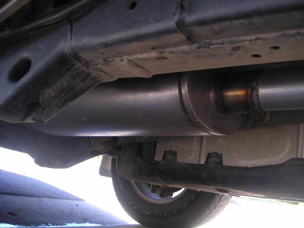 exhaust002.jpg~original