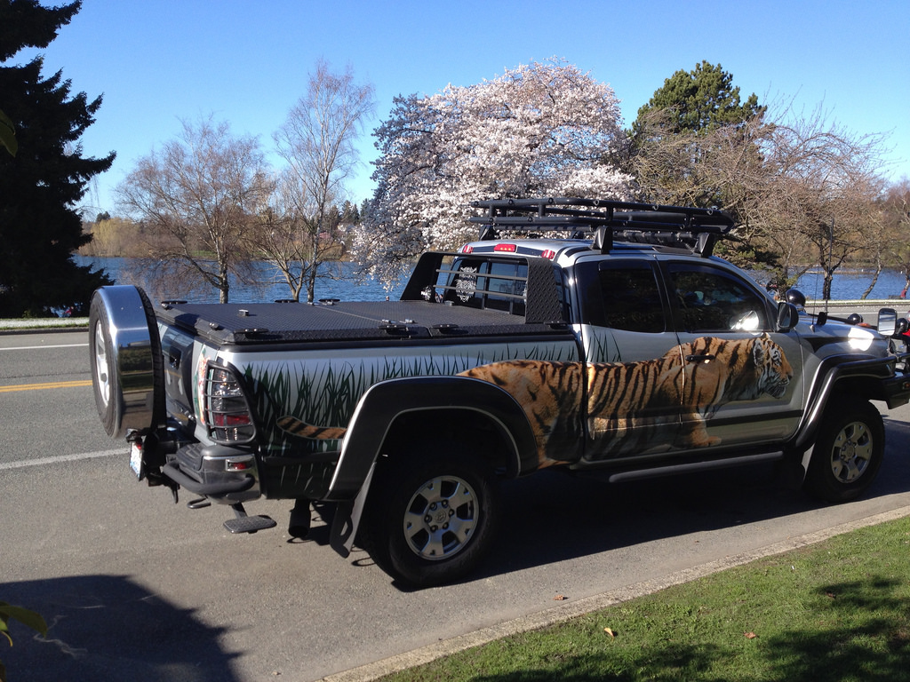 Toyota-Tacoma-custom-rq.jpg