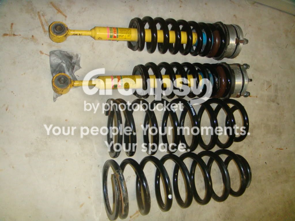 045.jpg~original