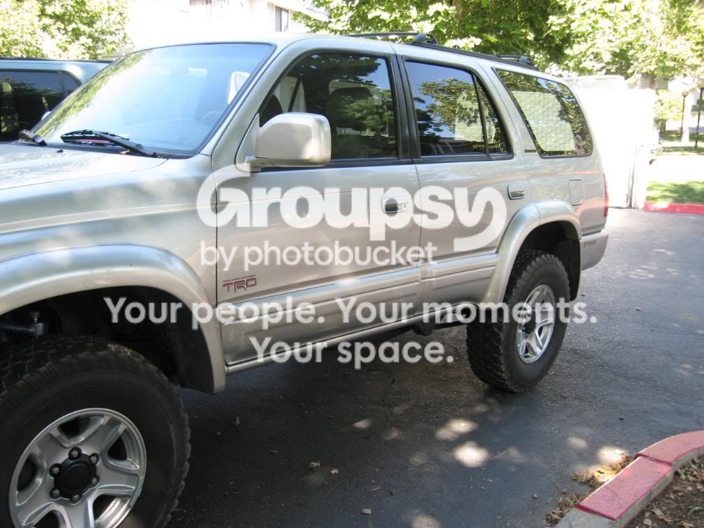 truck049.jpg~original